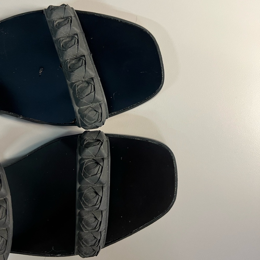 Stuart Weitzman Rosita Slide Sandals Size 9.5 - Picture 4 of 12